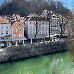 Lägenhet Old Town Theatre Staircase Ljubljana